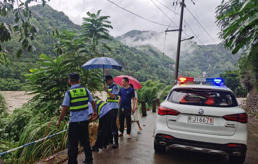 风雨来袭,我们逆风而行!
