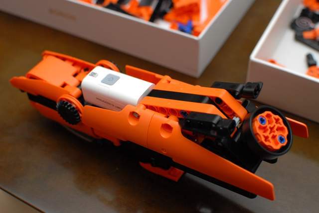 积木的进击,小米有品众筹上架ONEBOT神兽机甲,新奇体感游戏体验