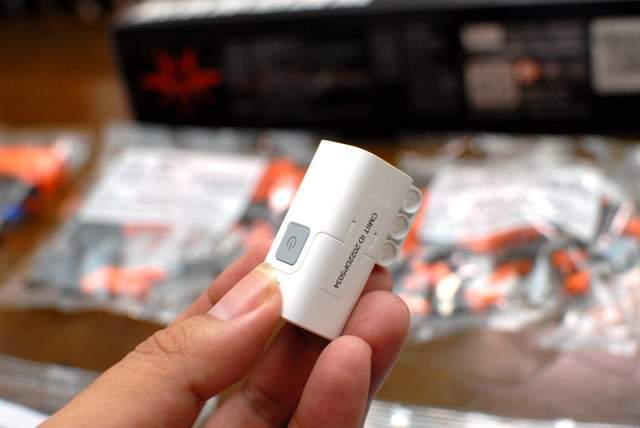 积木的进击,小米有品众筹上架ONEBOT神兽机甲,新奇体感游戏体验