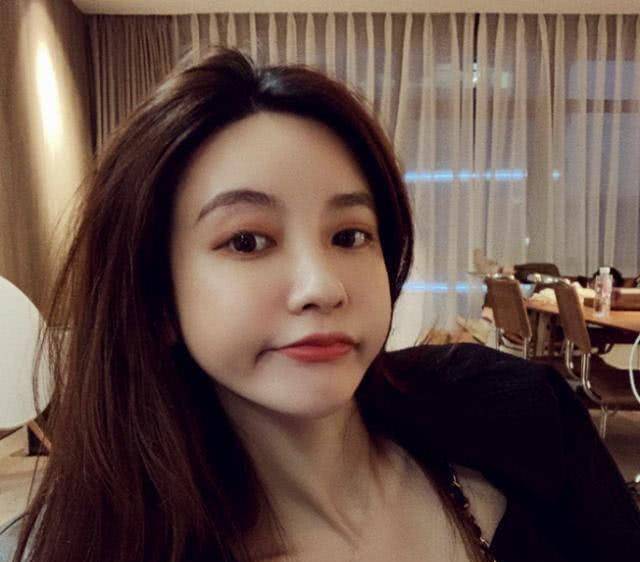 张大奕事件又有新进展,网友扒出她最近超爱喝鸡汤,还请了新保姆_蒋凡