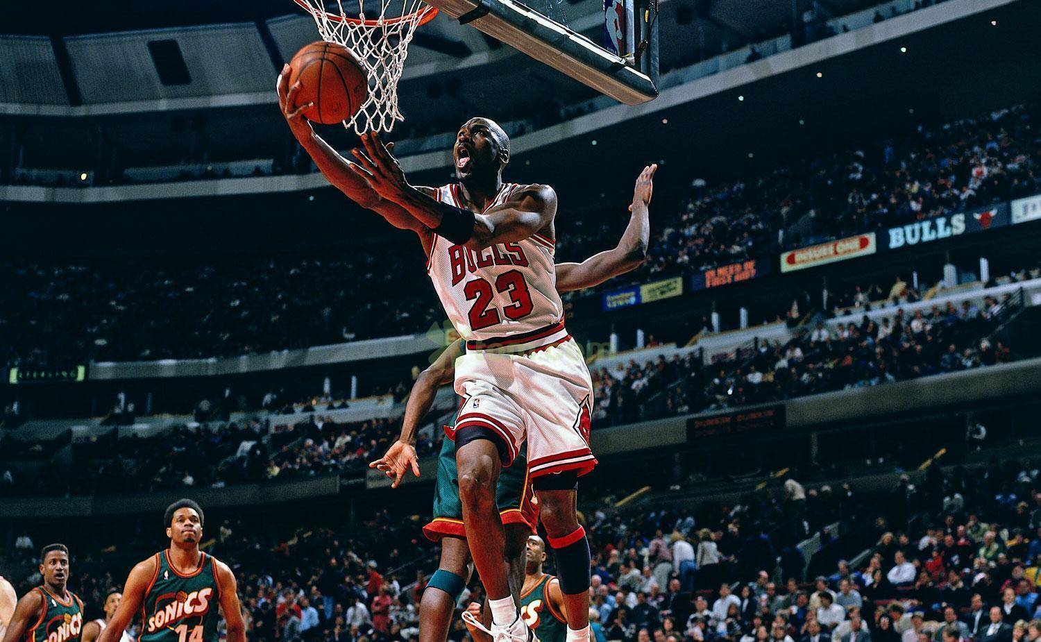 为什么迈克尔乔丹是最伟大的篮球运动员,球迷给出了答案!