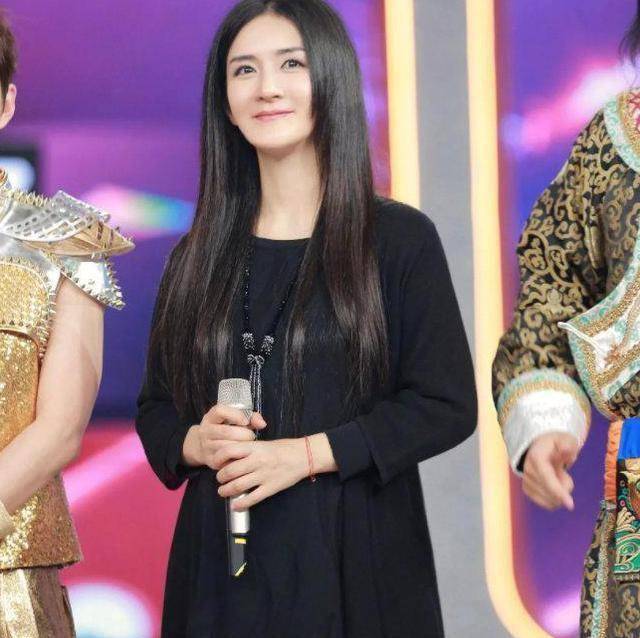 张雨绮高调加入《快乐大本营》,暂时代班谢娜,你期待不?