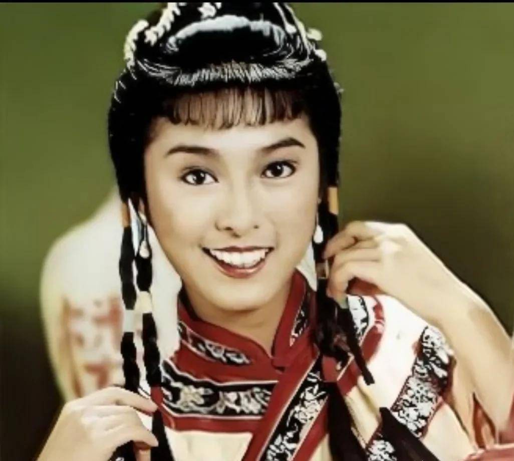 雪梨姐姐是米雪,提到米雪小编第一时间想到的就是电视剧《霍元甲》中