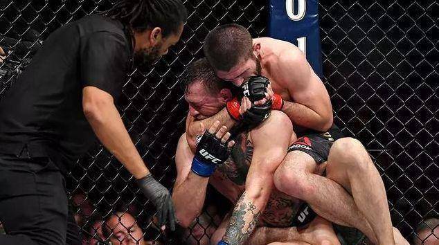 三人被拘小鹰恐面临重罚,小鹰认为ufc不公_回合_狄龙_比赛