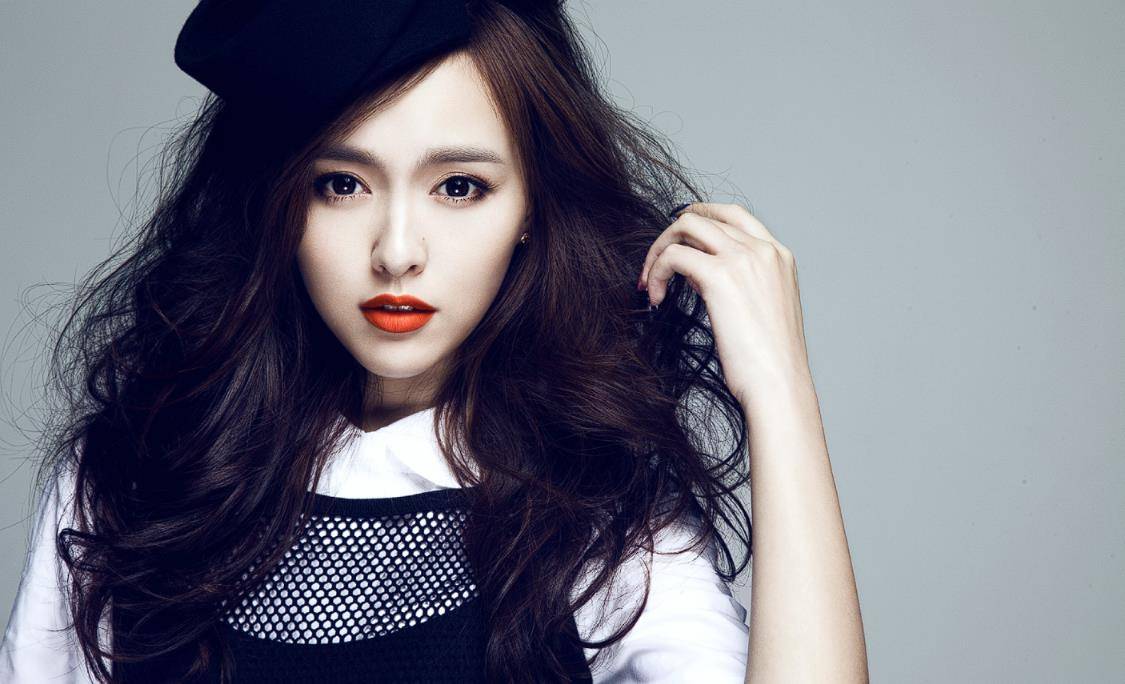 唐嫣后援会停更重组并不意味着唐嫣和粉丝之间的联系和感情就断了.