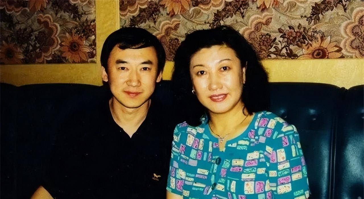 李萱:一代春晚笑星高秀敏的女儿_小品_电视剧_赵本山