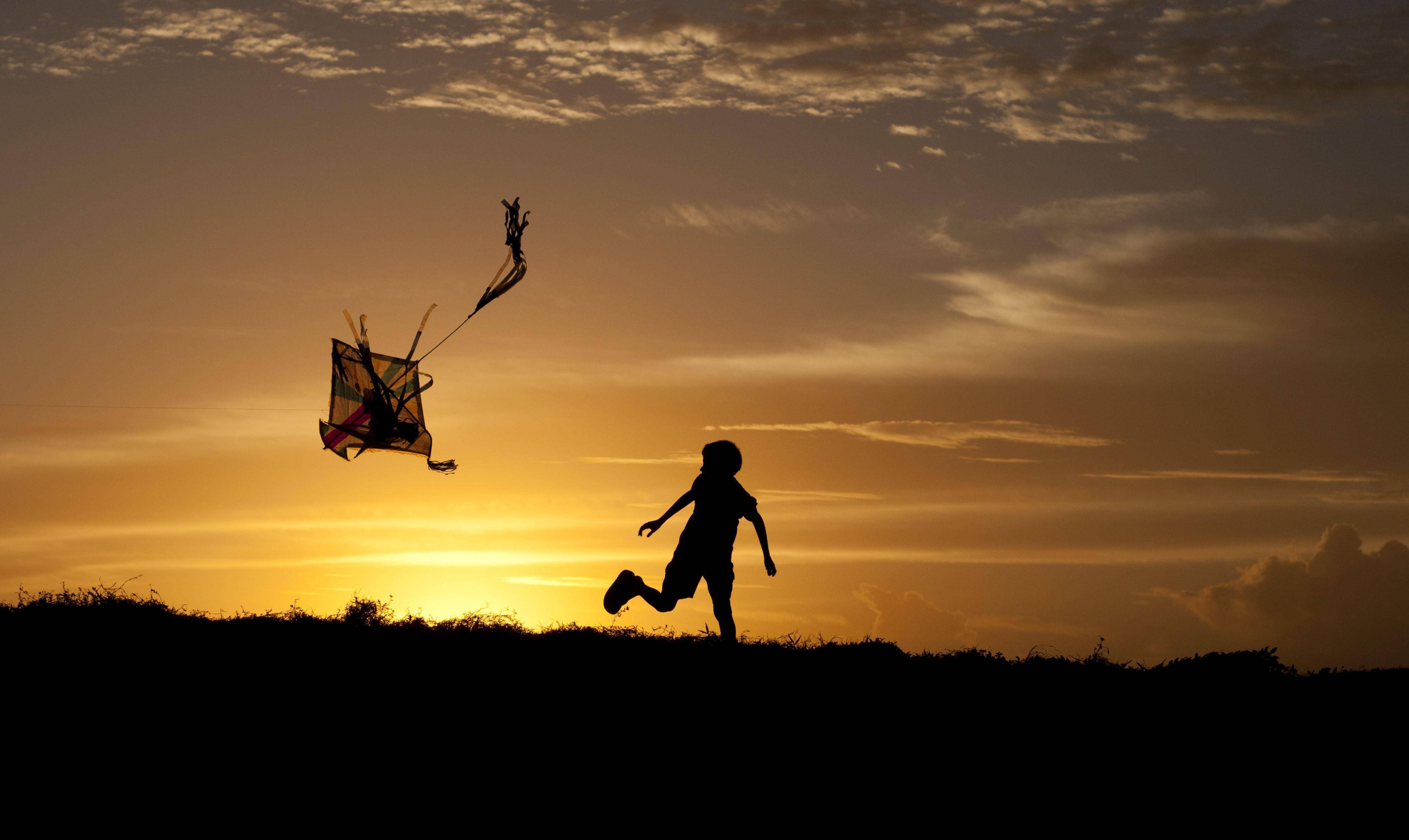 《追风筝的人》:每个人终其一生,都在追逐属于自己的命运_阿米尔_哈桑