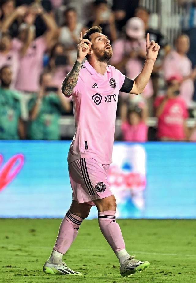 梅西3场5球率迈阿密豪取3连胜,主动让点球无缘帽子戏法_马丁内斯_国际