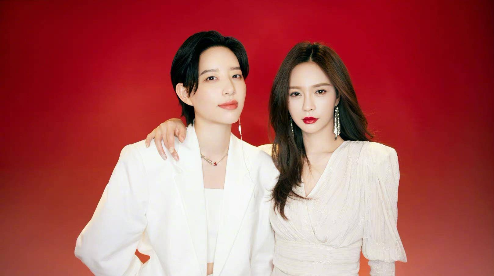 在沈梦辰晒照后不久,李斯丹妮就出现在了评论区,回复道"可拉倒吧,马上