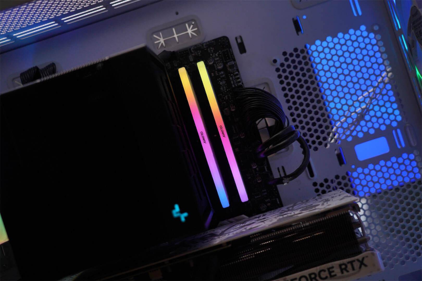 光威天策ii代ddr5低时序高性能,战未来_主板_电子游戏_颗粒