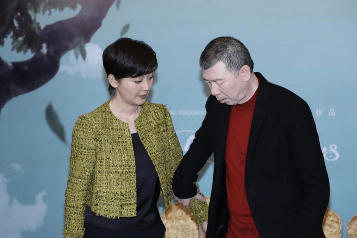 妻子徐帆收养的女儿朵朵,竟是冯小刚"私生女"?