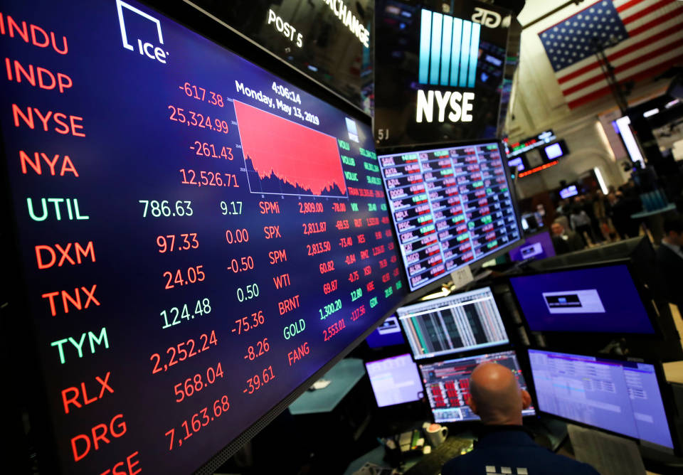 郭台铭发文,警告一旦台海开战,美国华尔街股市撑不了10秒就崩盘_经济