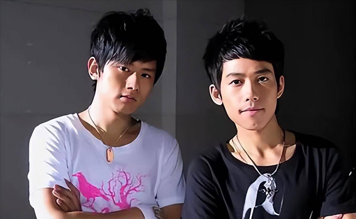 但是相比起现在红火的张杰,魏晨,苏醒却缺了一点运气,在拿到好名次