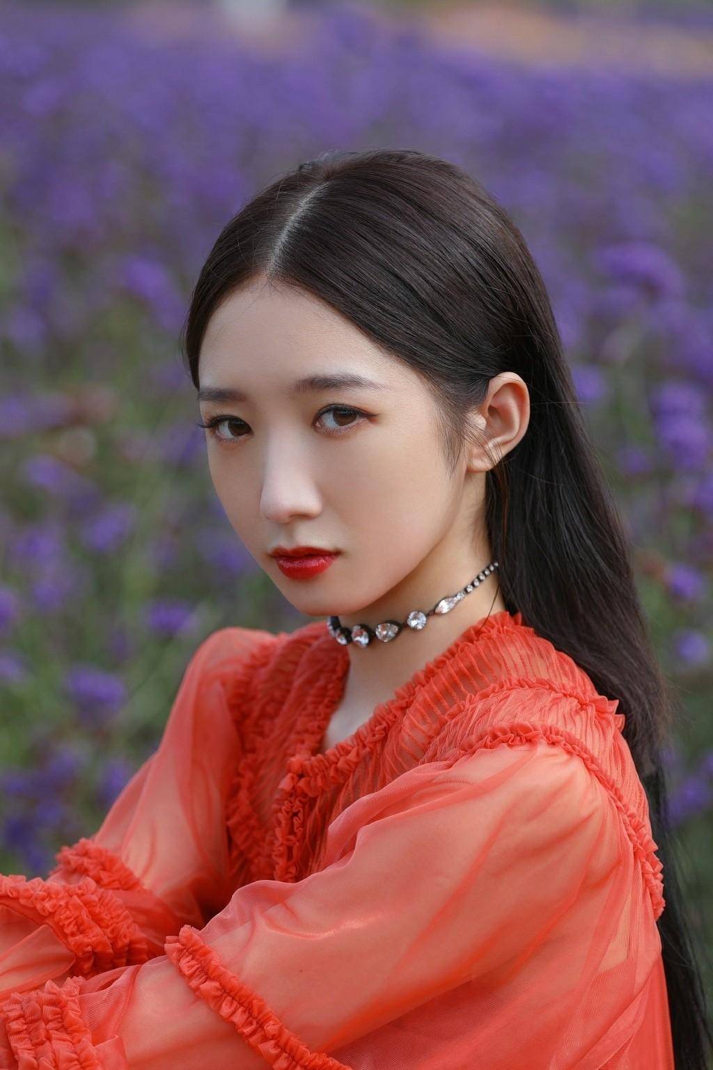 内娱最大的笑话,一个五线艺人竟然跑去开演唱会_孟美岐_陈令韬_时候