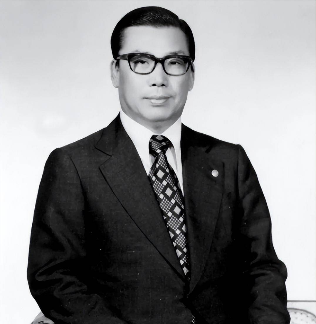 在韩国对朴正熙的评价两极化严重,赞赏者认为韩国经济起飞的基础来自