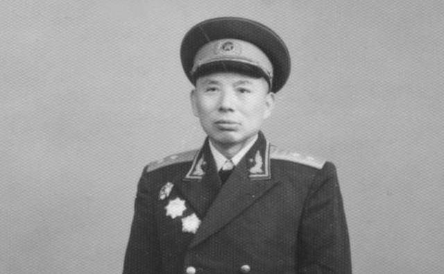 1946年,吴诚忠率6000人掩护主力被围堵,一地主献计退