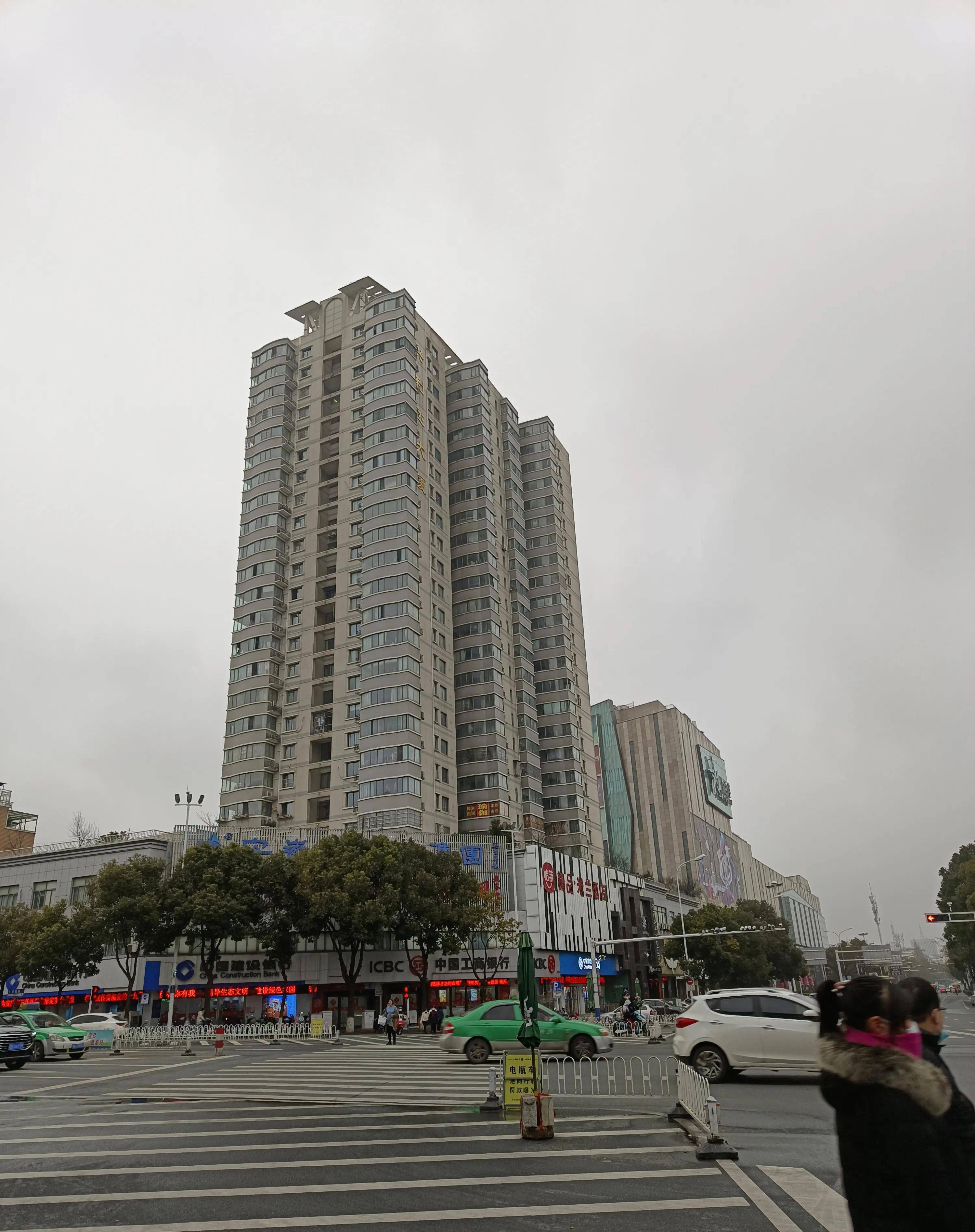 余光烈老先生,倘若先修路后命名,您还会起名龙山路吗?