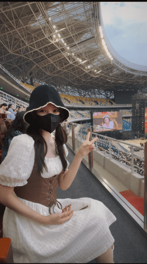 tfboys女主贺美琦也去演唱会现场啦?