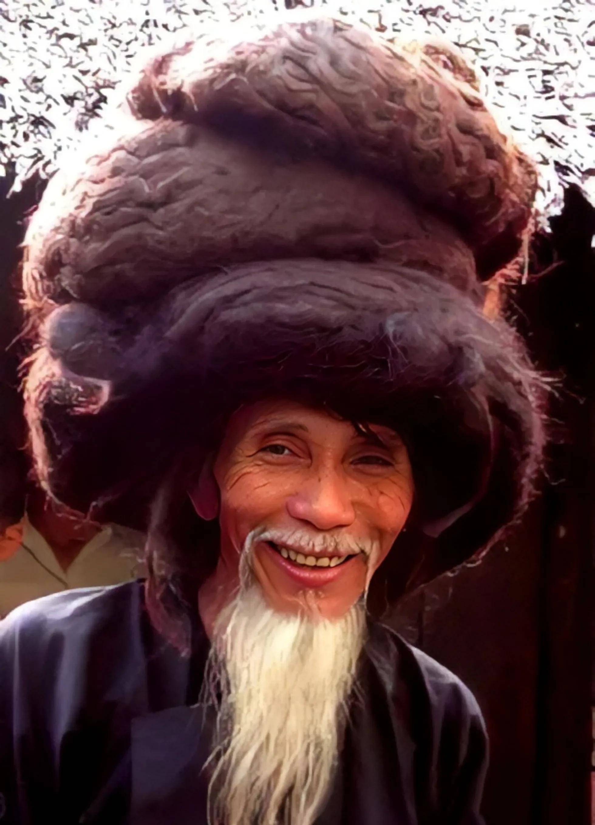 8米长发,结果3年后出价2万都不肯卖_阮文海_头发_黎氏