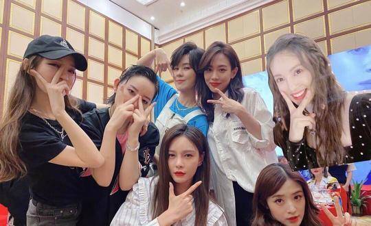 孟佳_节目_团队