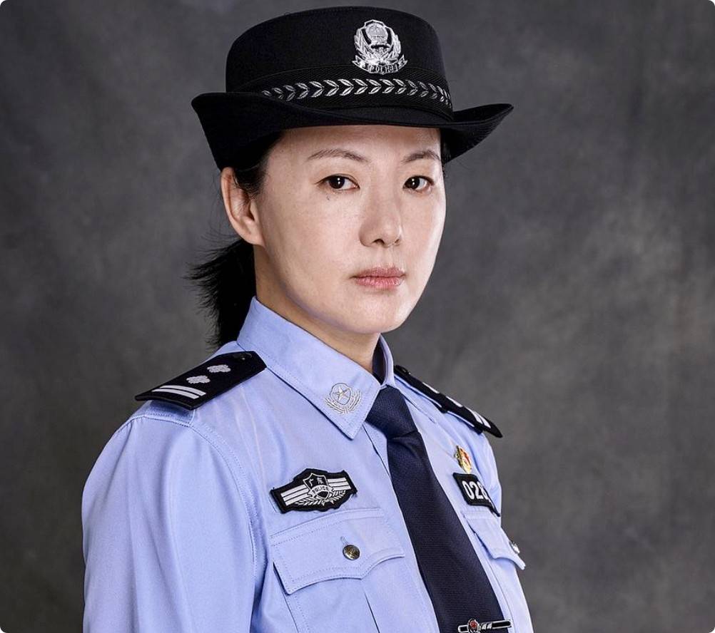 "女警察"别瞎演!
