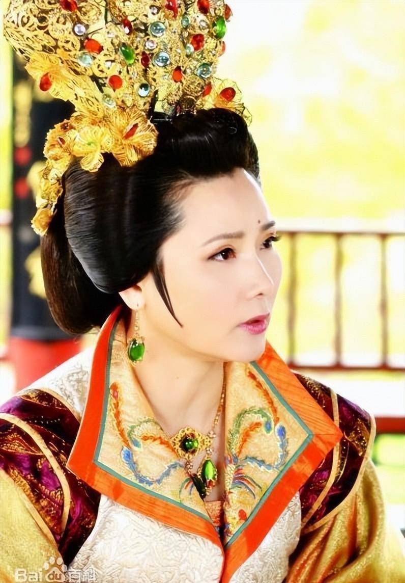 孝肃皇后周氏:争了一辈子的名分,却被亲孙子明孝宗给一手终结_皇太子