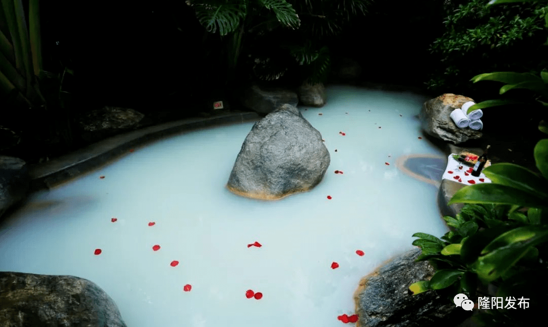 【有一种叫云南的生活】炎炎三伏天 秘境蒲缥享温泉_徐霞客_硫磺_露天