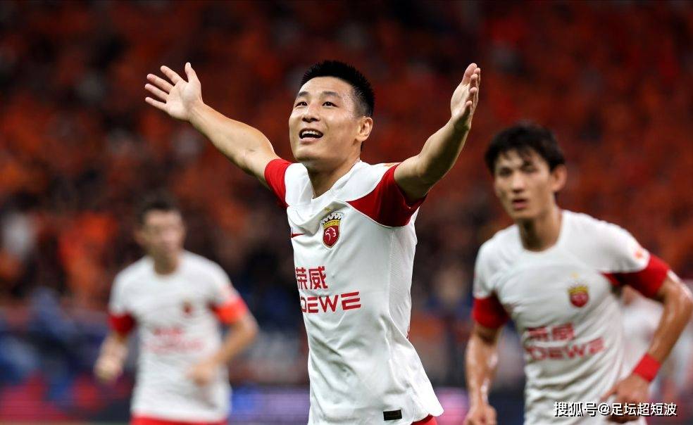 武磊(上海海港)马莱莱(上海申花)-瑞士前锋:张佳祺(浙江)卡隆(上海