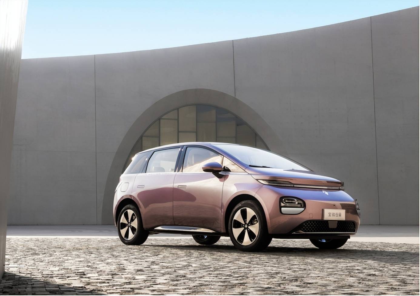 5座纯电车 宝骏云朵上市 售价9.58-12.38万_搜狐汽车_搜狐网