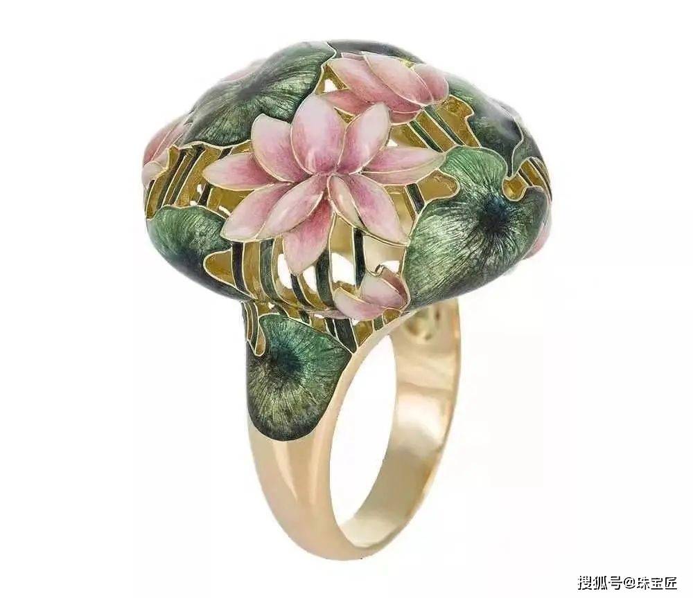 9大品牌36款荷花珠宝,美醉整个夏天!_莲花_系列_宝诗龙