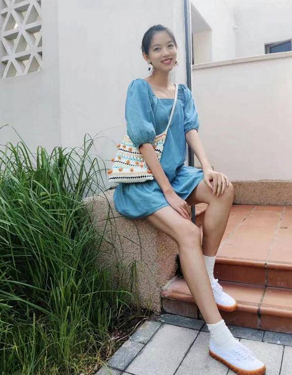 6岁胖妹身高近一米三,又高又瘦侧脸像极妈妈_女儿_聂磊_老公
