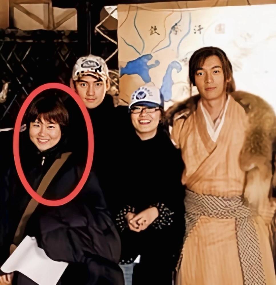 17年过去了,说帮张冕照顾她父母的胡歌,履行承诺了吗?