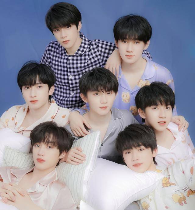 tnt做饭兄弟篇上线,哥哥组摘菜欢乐多,张真源无缘家长组实锤_丁程鑫