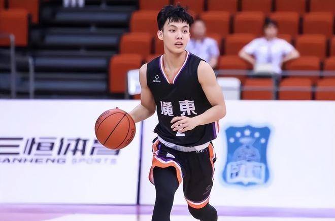 徐杰八卦被曝24小时,新赛季受影响,杜锋出重拳_广东宏远队_回应_低调