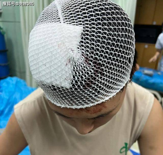 大学生回民街摆摊4元头纱卖10元,被卖35元的打进医院_价格_打人_西安