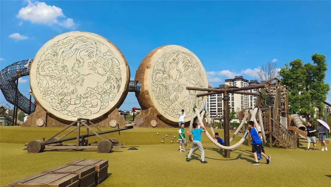 秀湖公园,枫香湖儿童公园等公园的秀美风光,感受"公园之城"小城璧山的