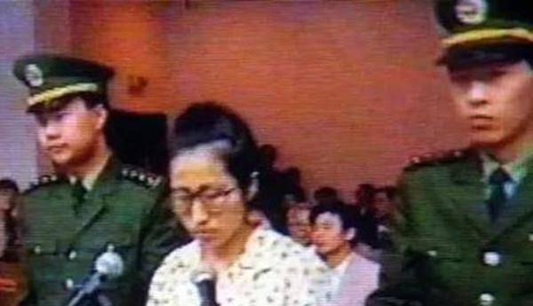 最高法院的宣判犯罪嫌疑人杨玉霞依照法律被判处死刑,立即执行枪决