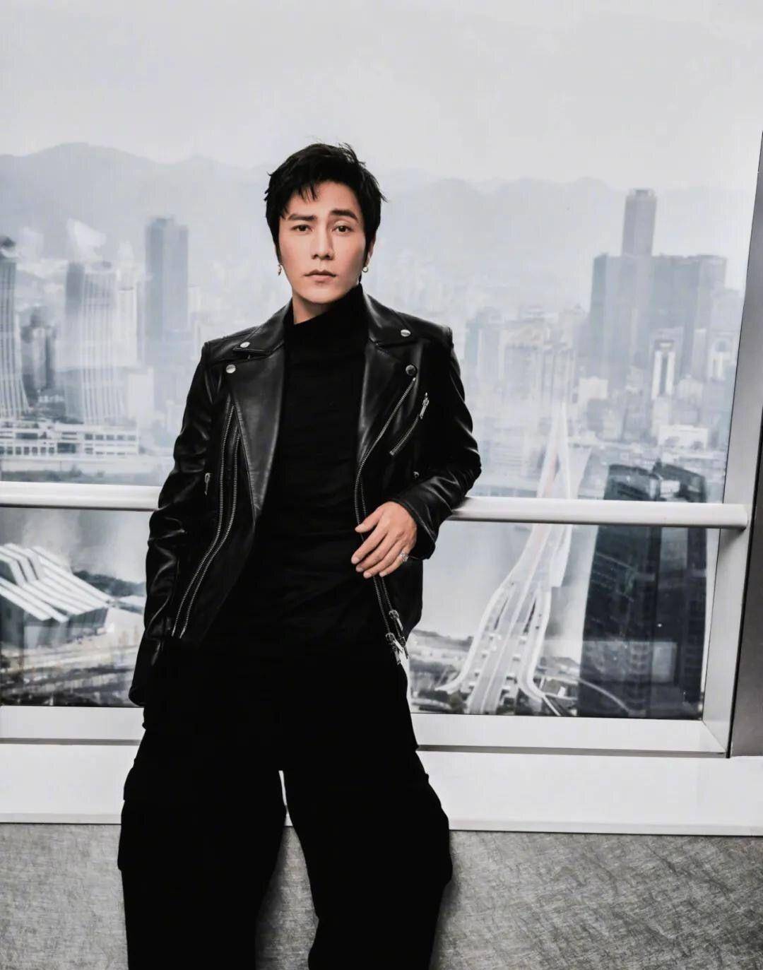 穿得像47岁的陈坤,帅气又年轻_衣服_身材_方法