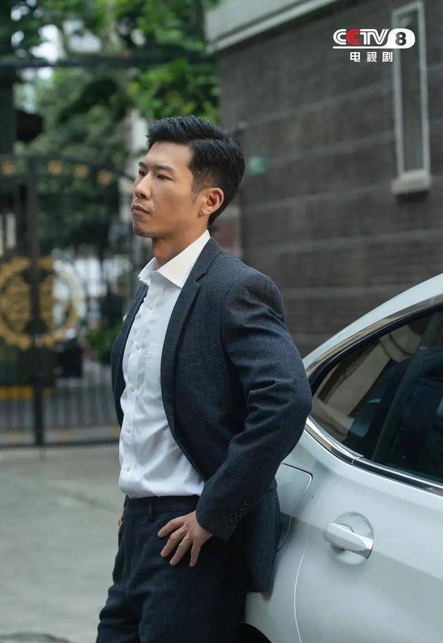 杨柯:一个连海王梁正贤都嫉妒的男人_工作_范金刚_生活