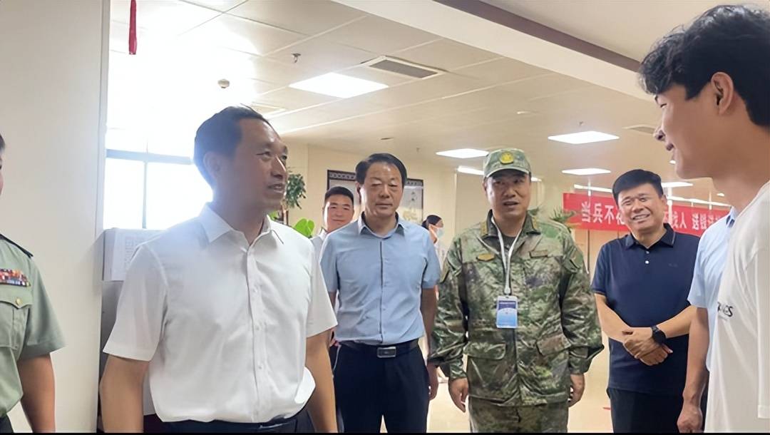 宁陵县委书记蔡勇到县中医院指导征兵体检工作_国防_医疗_事业