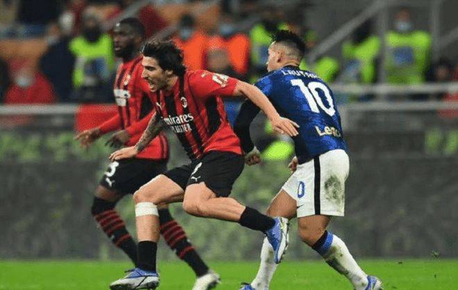 费内巴切俱乐部向ac米兰开出了一份700万欧元的新报价_克鲁尼奇_足球