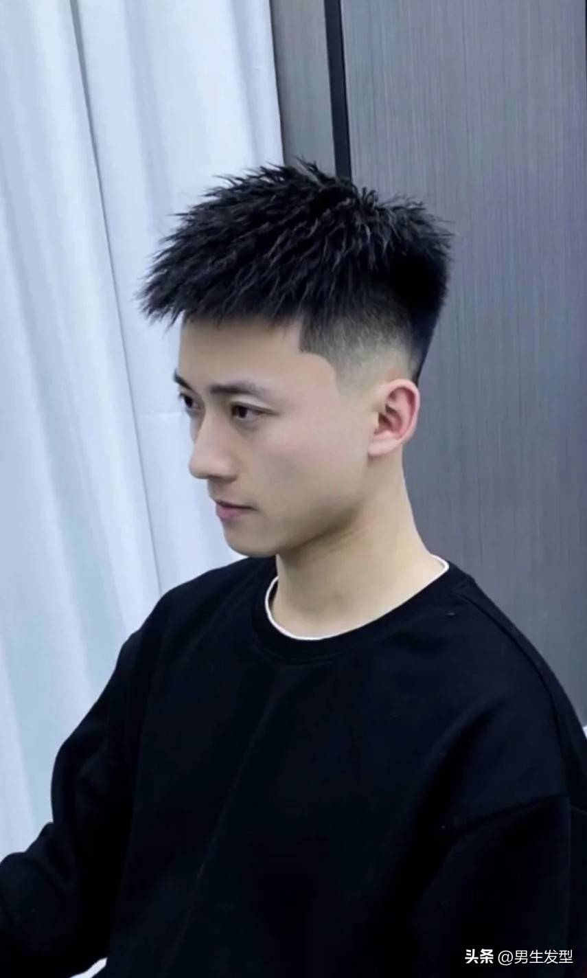 男生夏季换发型,建议试试这3款,清爽干净显帅气_头发_整体_时尚