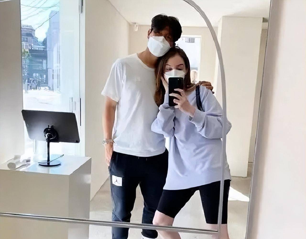 儿女颜值吸粉无数,今退役回归家庭_朴柱昊_安娜_朴建厚