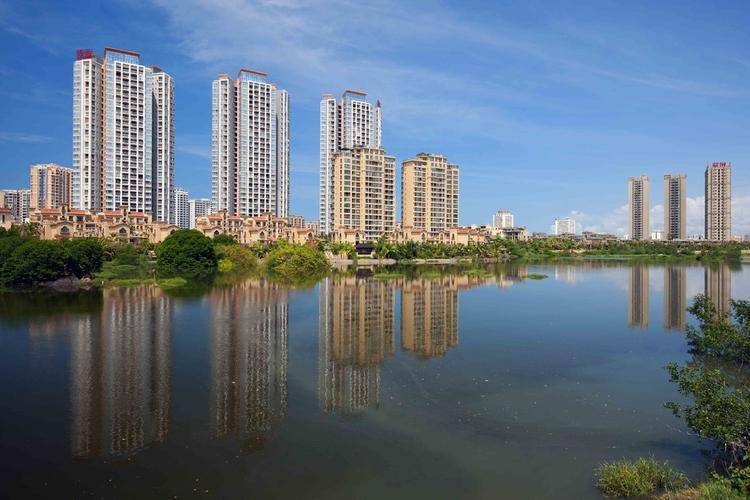 置顶海南凤凰水城海外滩