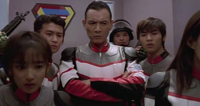 戴拿奥特曼:超级胜利队再聚首,良还是一样好看,飞鸟有儿子了_方式