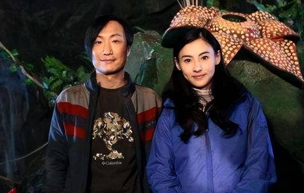 为了帮助陈晓东,郑中基约了张柏芝等人,却被杨千嬅撞见.