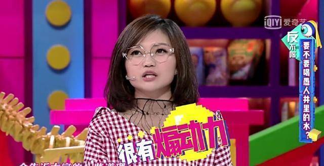 不说傅首尔,不谈野红梅,说说董婧在《奇葩说》由内而外的变化_舞台