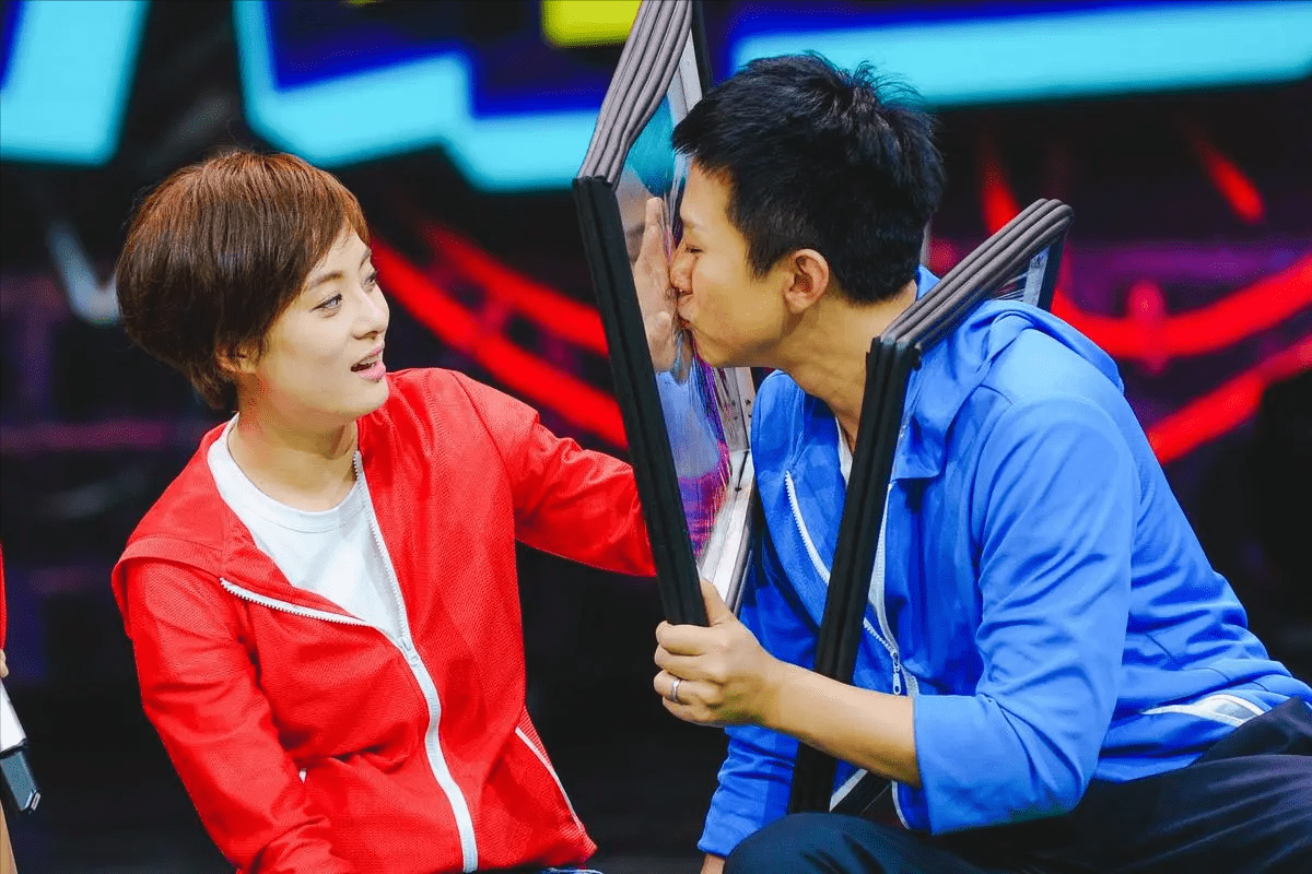 憋屈的人妻:花8千万买下丈夫出轨照,还被人误会是悍妇_孙俪_邓超_钱枫