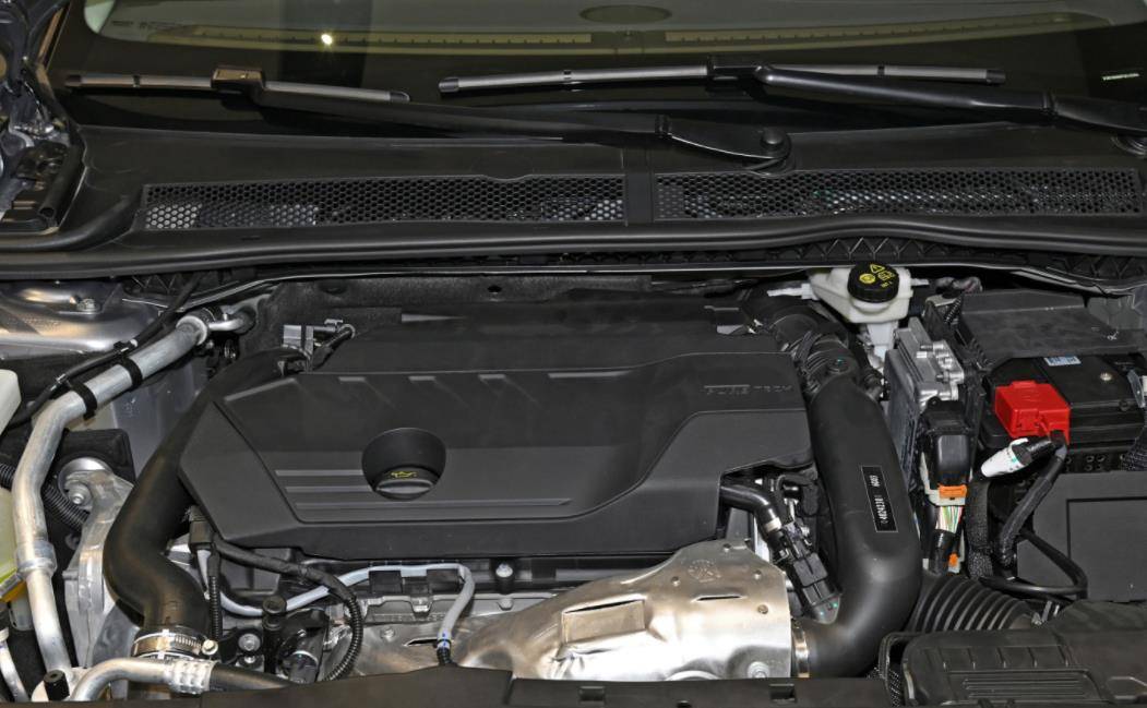 8t四缸发动机,代号为6g03,技术方面采用了连续可变气门正时