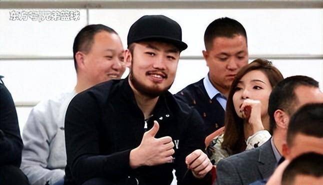 周琦的经纪人雎冉很有可能在近期被处理?_世界杯_上海_地方队